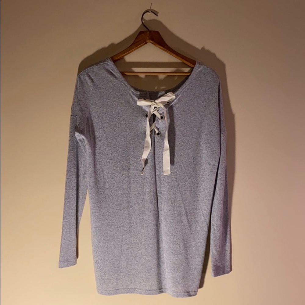 Crew Sweater w/ Cute Back